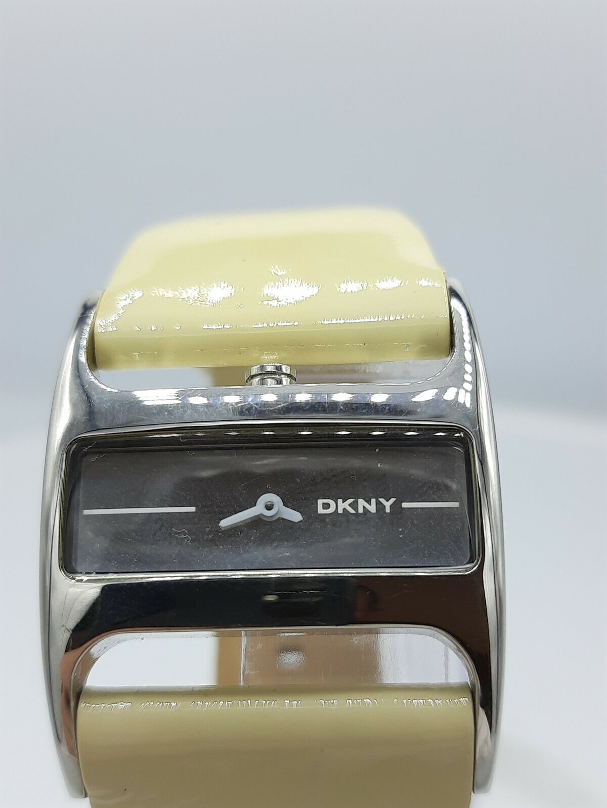 DKNY NY4135 ladies watch white strap time only analog NY-4135 3 ATM