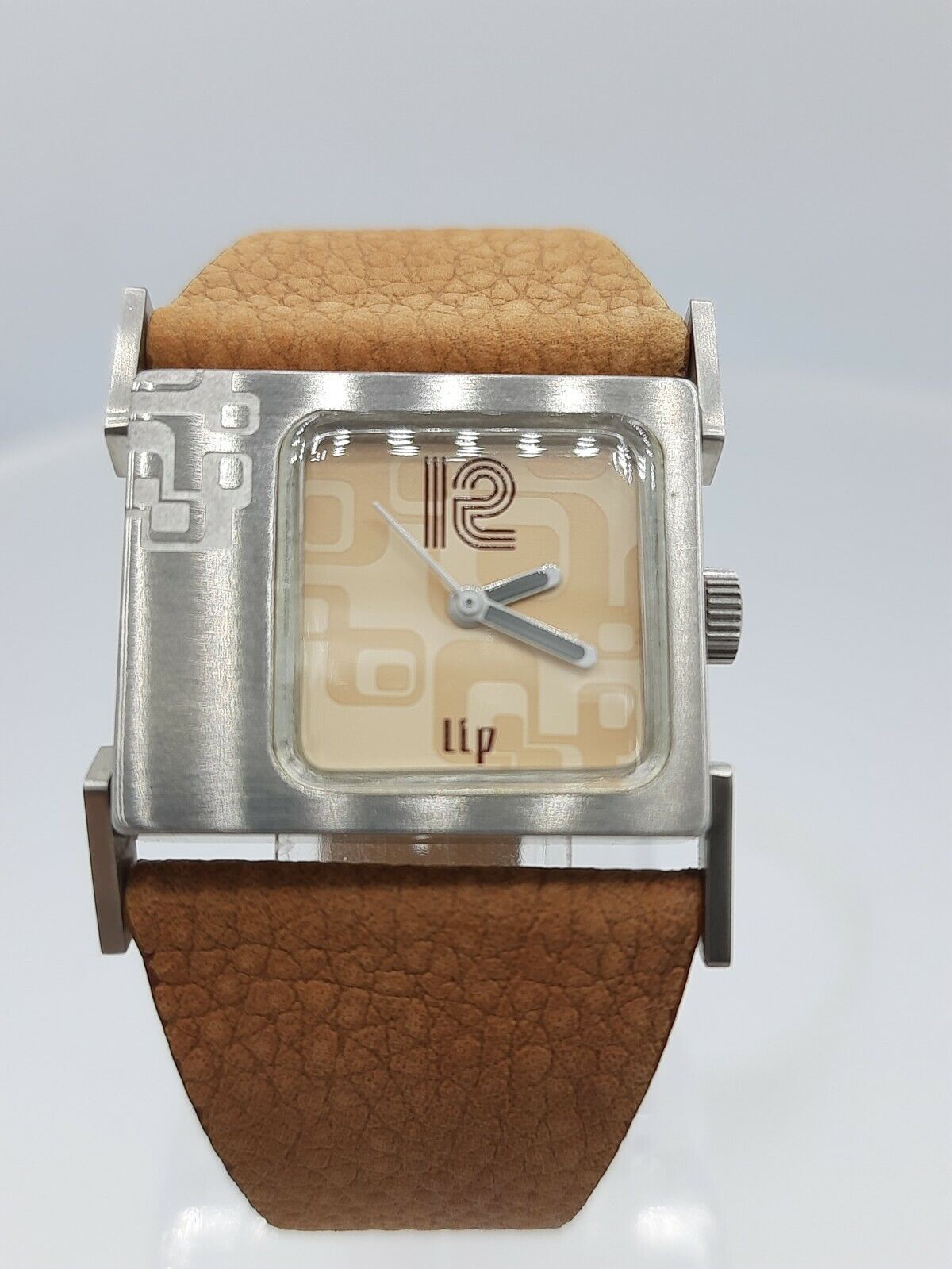 LIP 1870872 ladies analog watch Disco Beige French design 3ATM