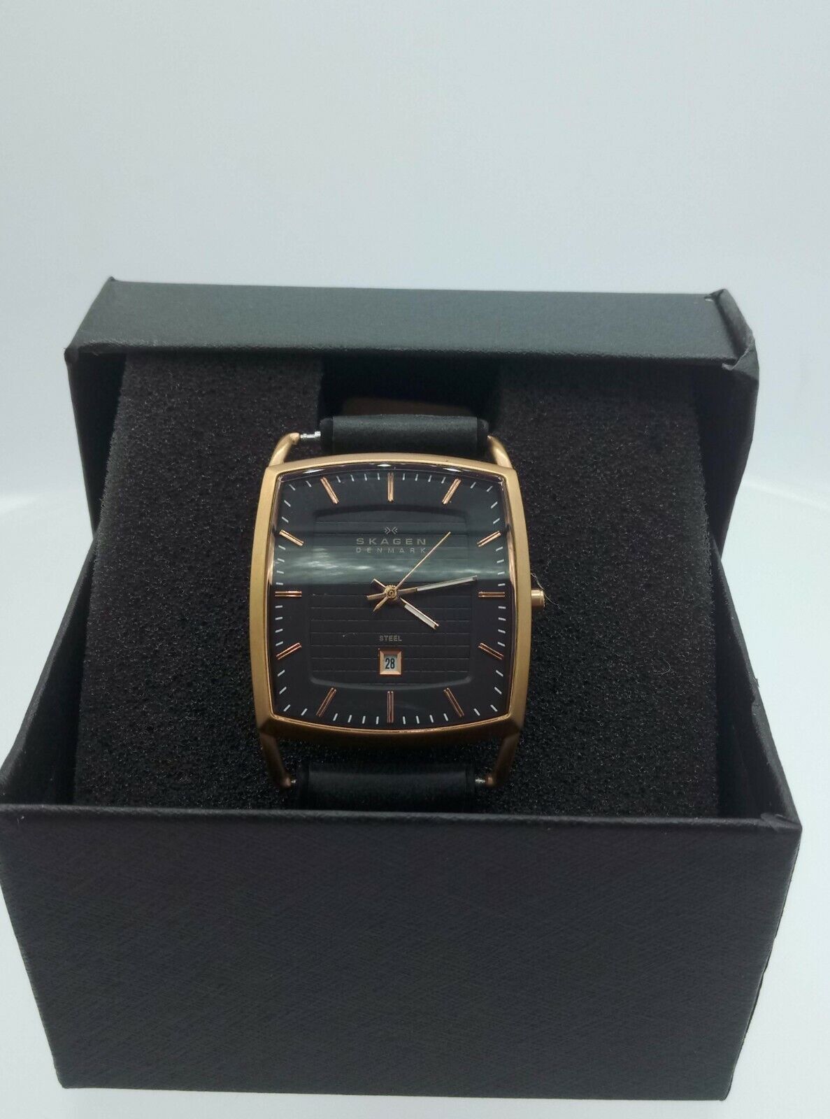 Skagen 243LRLB Herren Luxus Gold Rose Dresswatch NOS 243LRLB 3 ATM