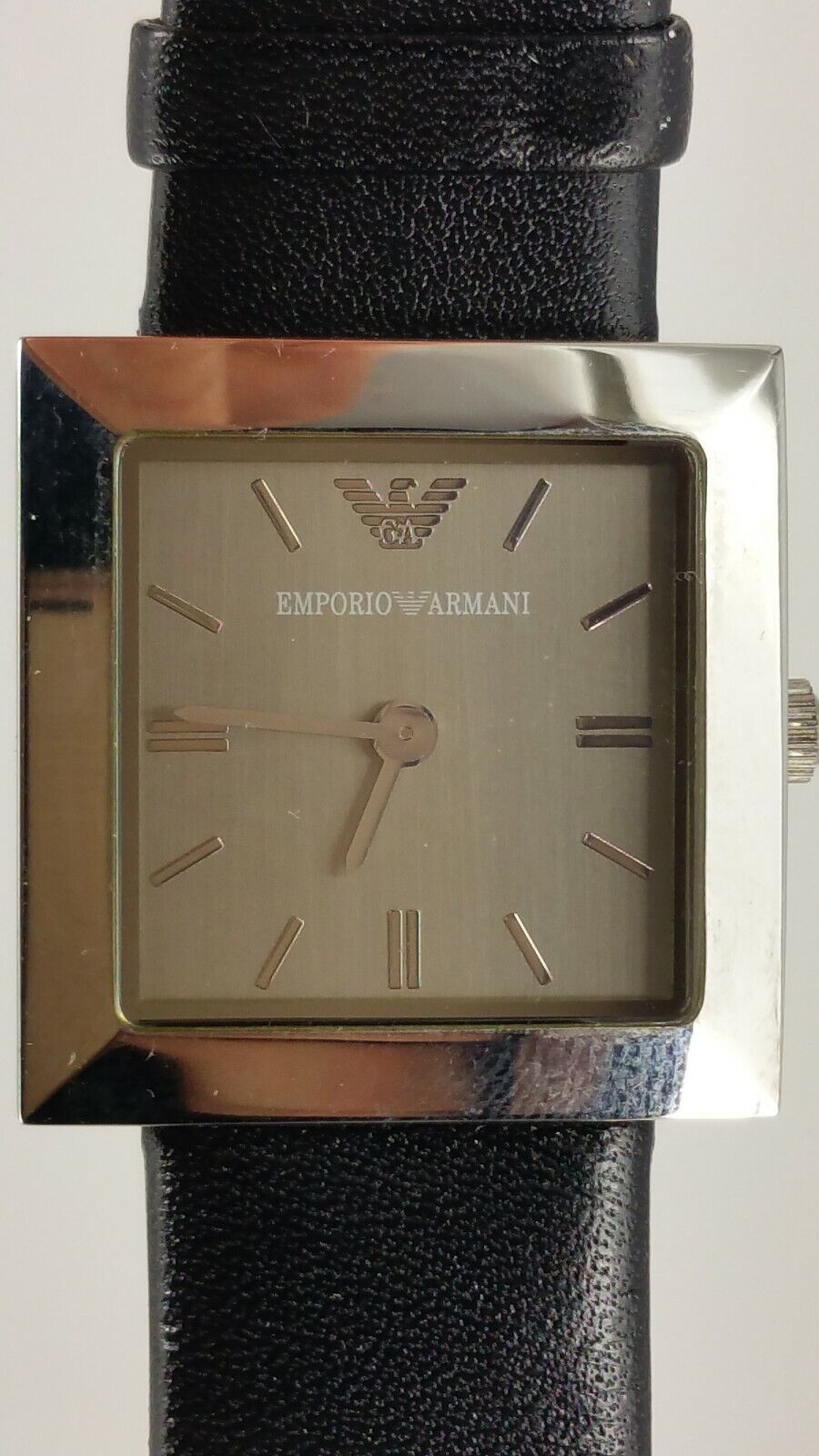 Emporio Armani AR2301 ladies luxury dress watch AR-2301 analog 5 ATM