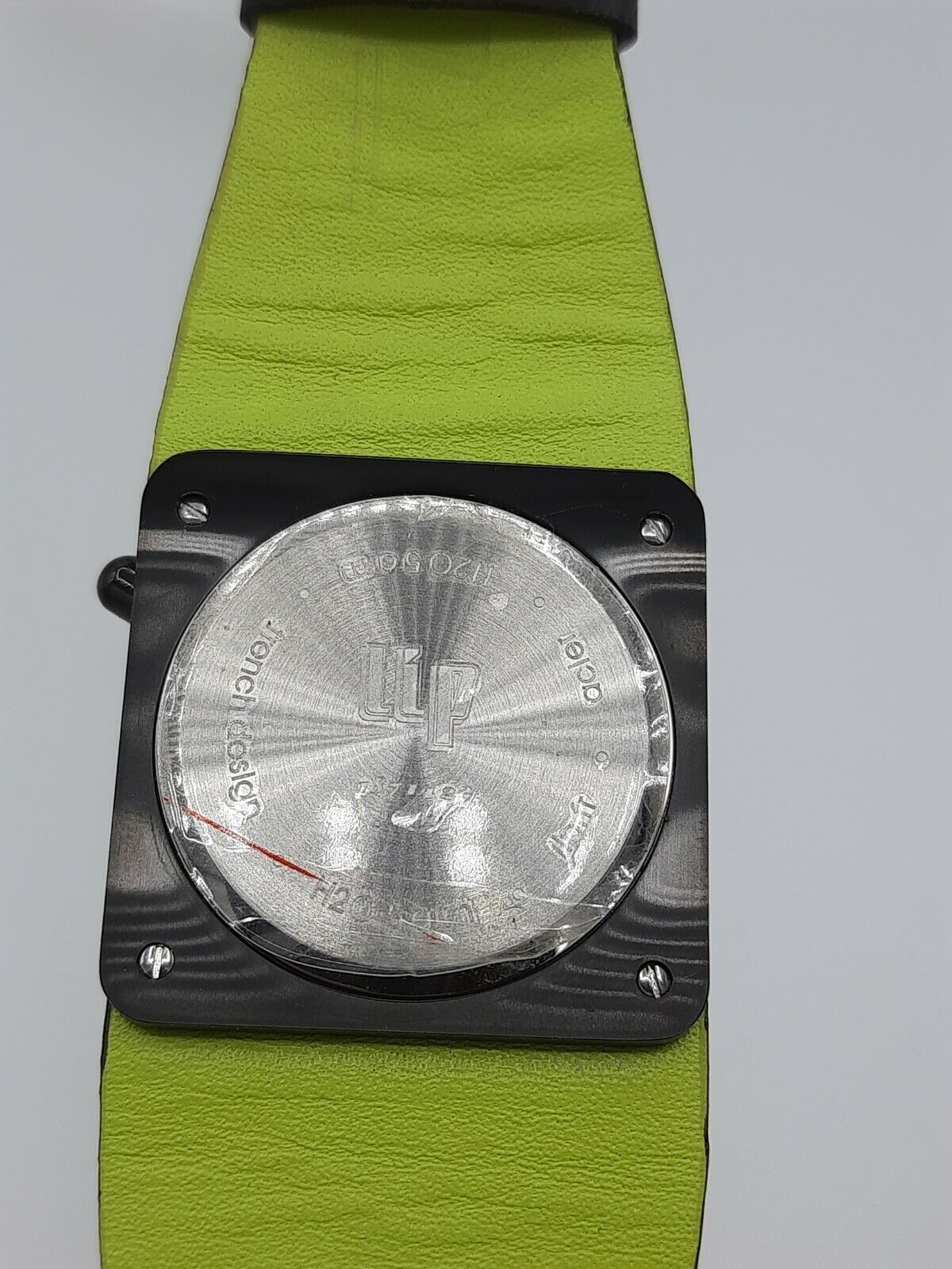 Montre numérique homme LIP 1871122 diode full noir vert LED design français 5ATM