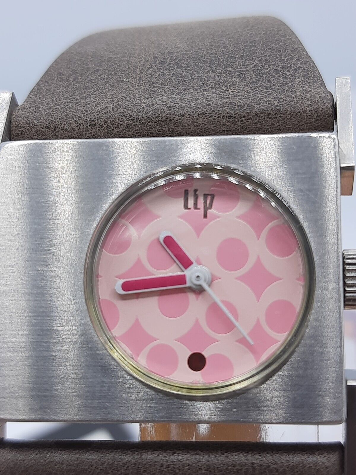 LIP 1870822 ladies analog watch Hippy Pink French design 3ATM