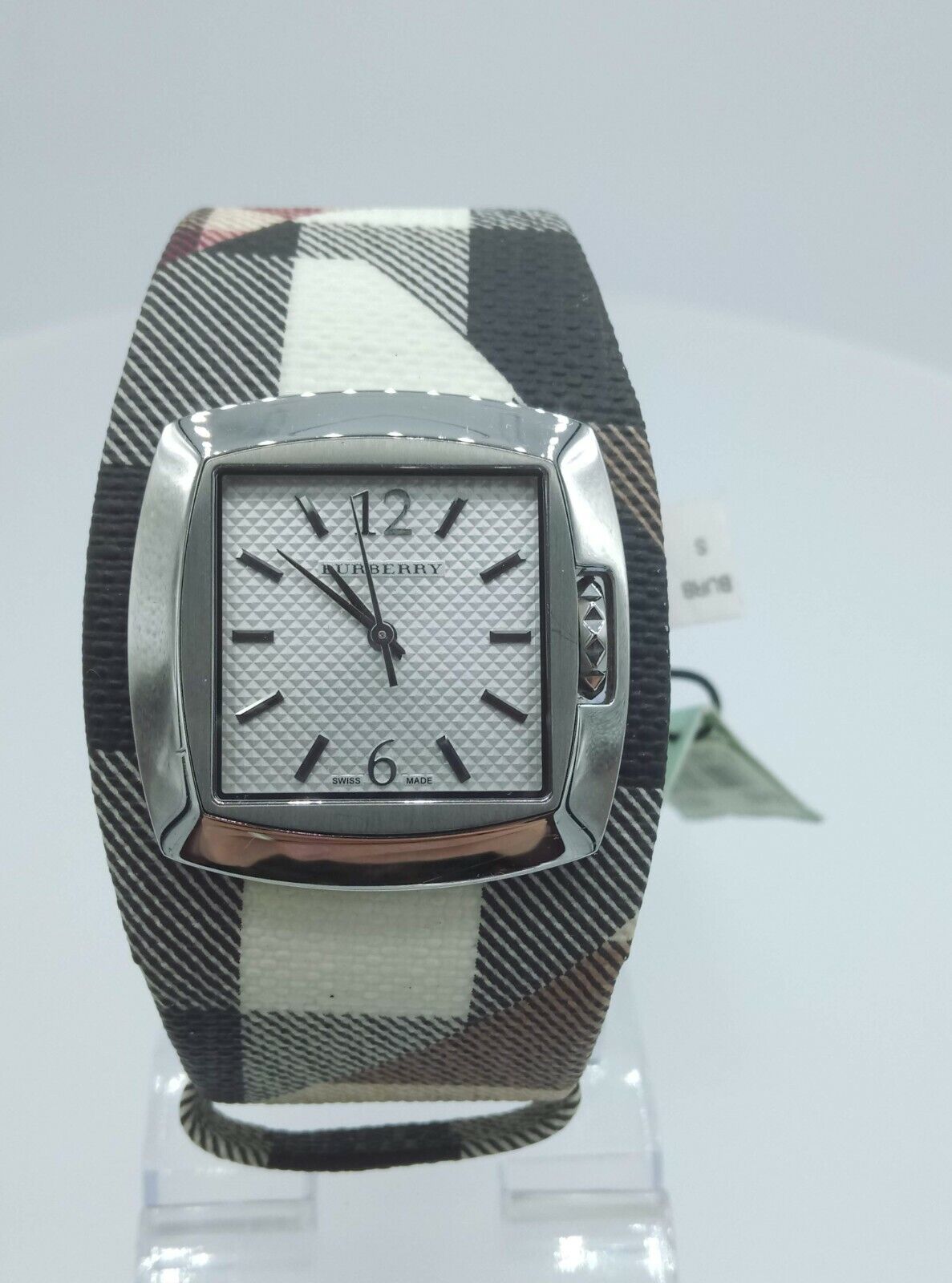 Burberry BU4050 Swiss made ladies watch solid stainless steel NOS BU-4050